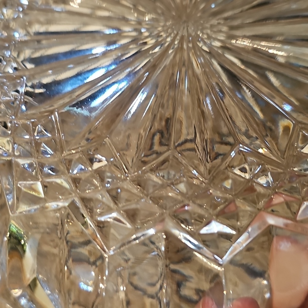 SALE! Vintage Crystal Serving Bowl - Picture 9 of 11